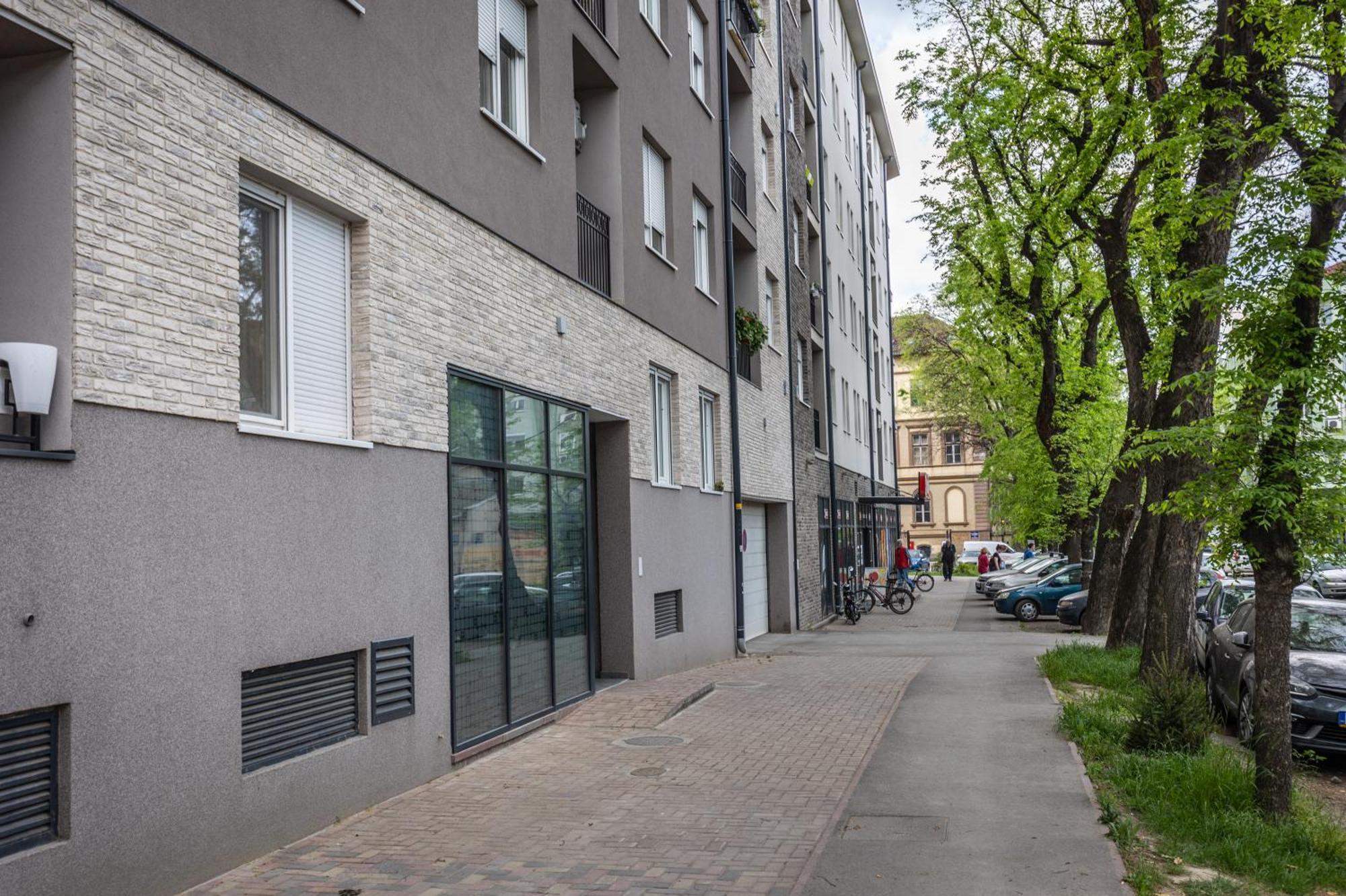 Black & White Apartment Σουμπότικα Εξωτερικό φωτογραφία